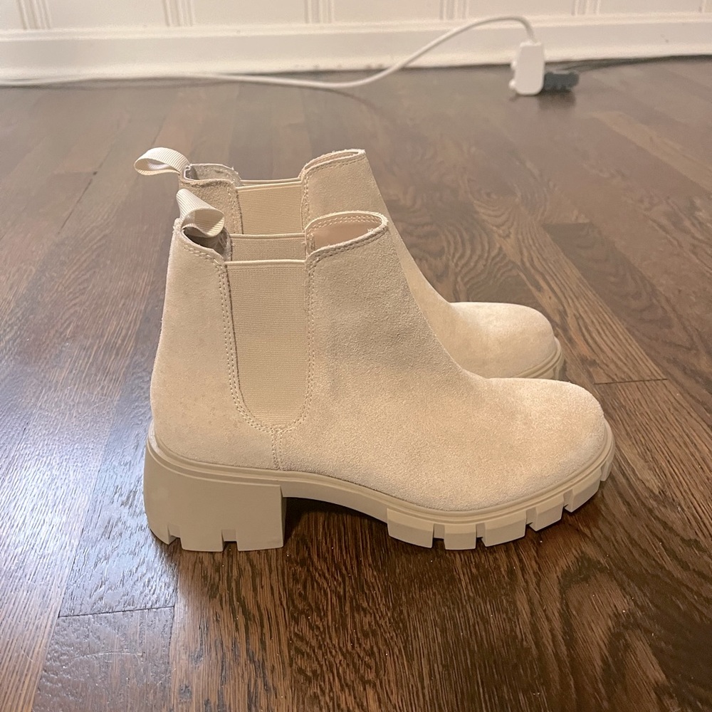Steve Madden Cream Ankle Boots